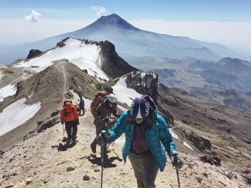  Iztaccihuatl Volcano Hiking Tour